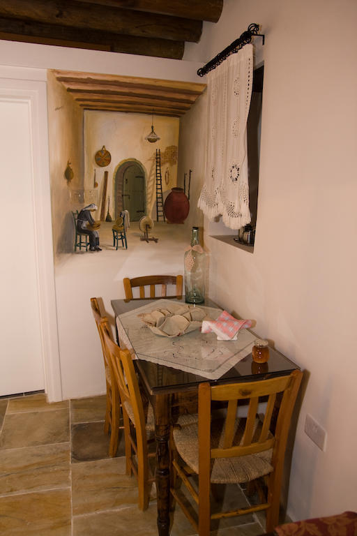 Xenios Cottages Lofou Bilik gambar